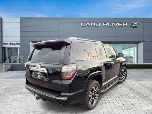 Used 2018 Toyota 4Runner Limited AWD/4WD image 6