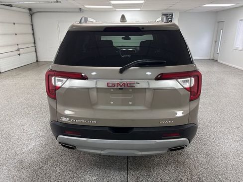 Used 2023 GMC Acadia SLE w/ Driver Convenience Package image 7