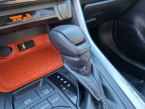 Used 2019 Toyota RAV4 Adventure image 30