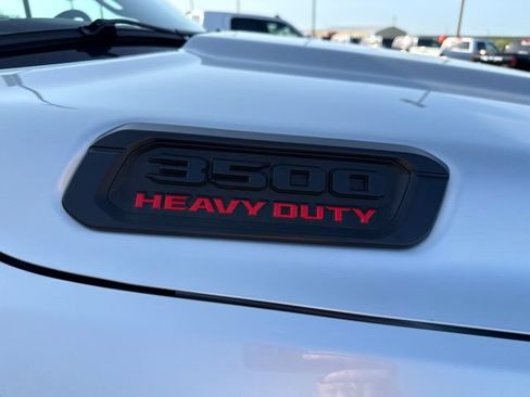 New 2026 RAM 3500 Tradesman AWD/4WD image 9