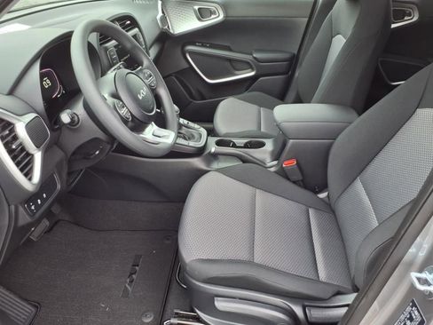 New 2025 Kia Soul LX image 10