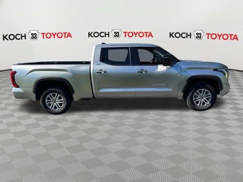 Used 2023 Toyota Tundra SR5 w/ SR5 Premium Package AWD/4WD image 9