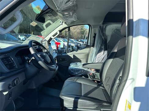 New 2026 Ford Transit 250 Low Roof image 9