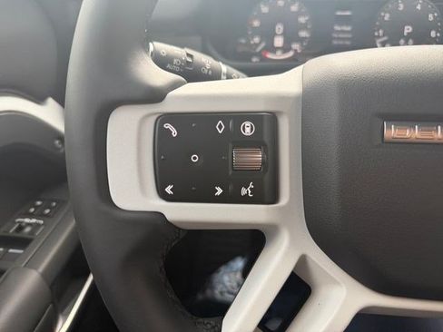 New 2026 Land Rover Defender 130 X-Dynamic SE AWD/4WD image 22