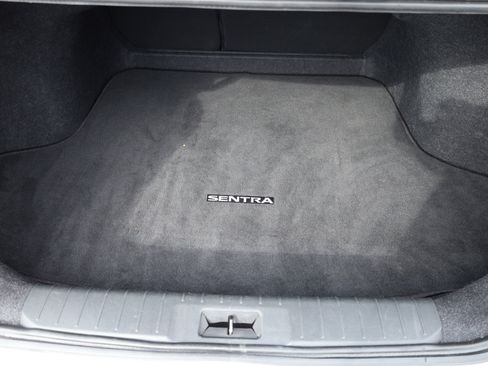 Used 2022 Nissan Sentra SV image 15