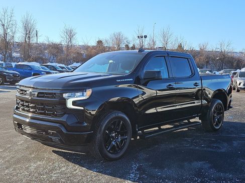 Certified 2023 Chevrolet Silverado 1500 RST image 3