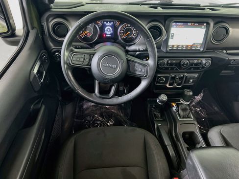 Used 2023 Jeep Gladiator Sport image 22