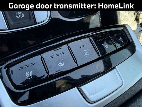 Used 2022 Hyundai Santa Cruz Limited image 18