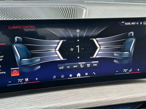 Used 2025 BMW i4 eDrive40 w/ Premium Package image 25