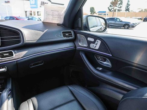 Used 2021 Mercedes-Benz GLS 450 4MATIC image 5