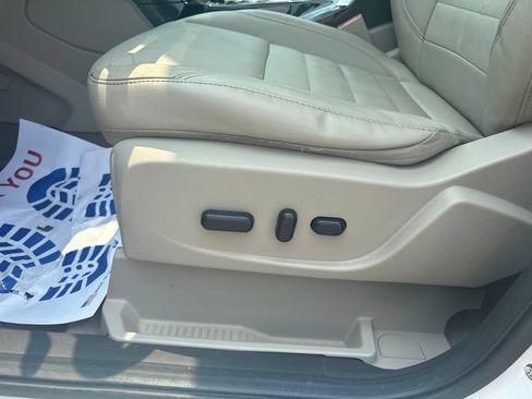Used 2014 Ford Escape Titanium AWD/4WD image 29