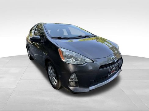 Used 2012 Toyota Prius C Four FWD image 7
