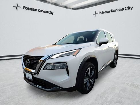 Used 2023 Nissan Rogue SL w/ SL Premium Package image 10