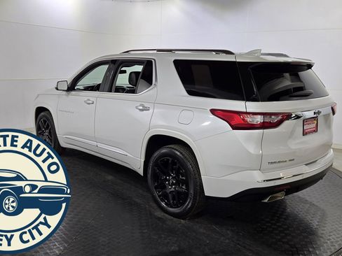 Used 2021 Chevrolet Traverse Premier image 5