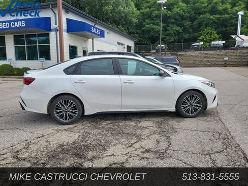 Used 2024 Kia Forte GT-Line w/ GT-Line Premium Package FWD image 6