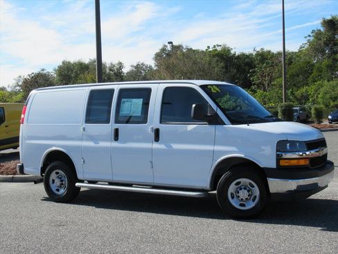 Used 2024 Chevrolet Express 2500 w/ Driver Convenience Package image 2