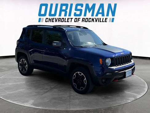 Used 2017 Jeep Renegade Trailhawk w/ Premium Trailhawk Package AWD/4WD image 1