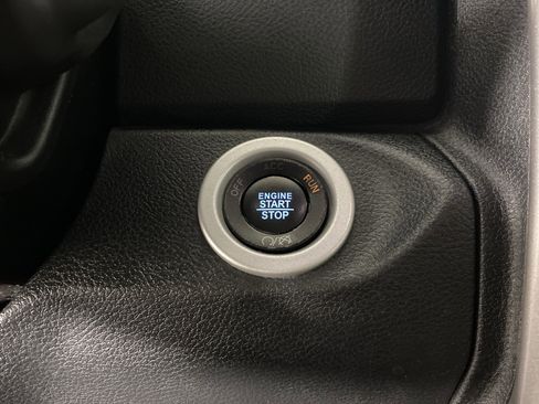 Used 2018 RAM 2500 Limited image 27