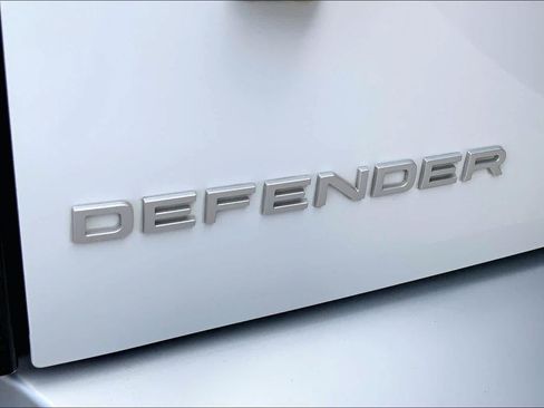 Used 2023 Land Rover Defender 110 S AWD/4WD image 29
