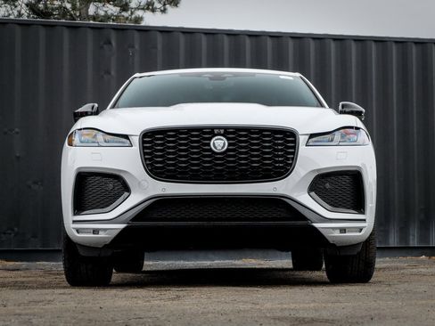 New 2026 Jaguar F-PACE R-Dynamic S image 5