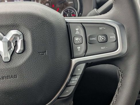 New 2026 RAM 2500 Big Horn AWD/4WD image 25