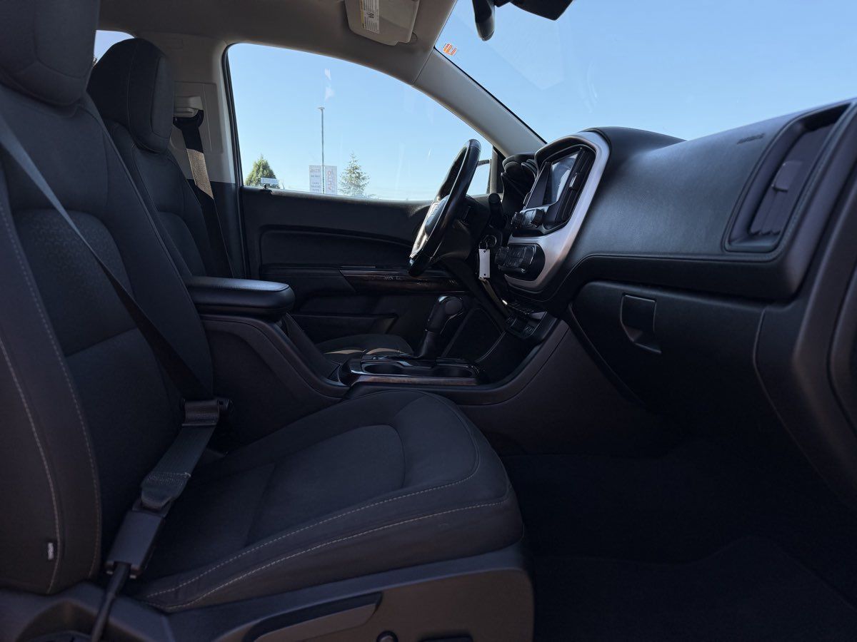 Used 2020 GMC Canyon SLE w/ Driver Alert Package AWD/4WD image 13