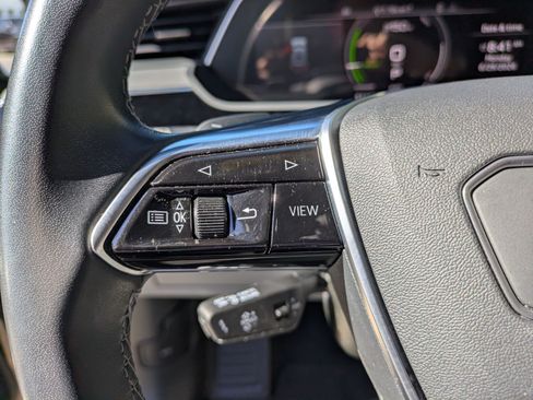 Used 2024 Audi Q8 e-tron Prestige AWD/4WD image 17