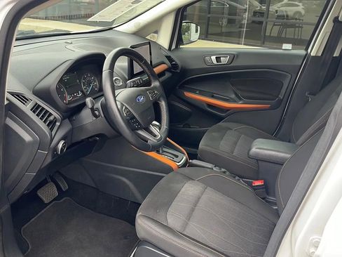Used 2021 Ford EcoSport SE w/ SE Convenience Package image 17