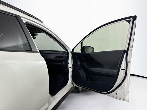 Used 2024 Subaru Crosstrek 2.0i Premium image 31