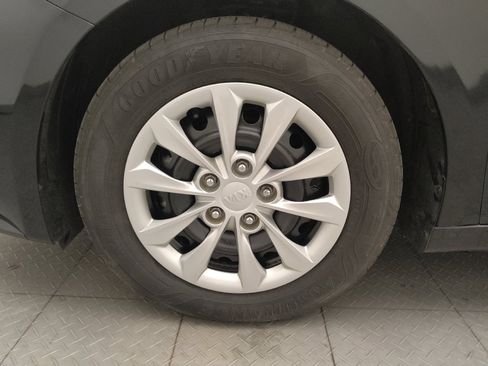 Used 2020 Kia Forte Sedan FWD image 31