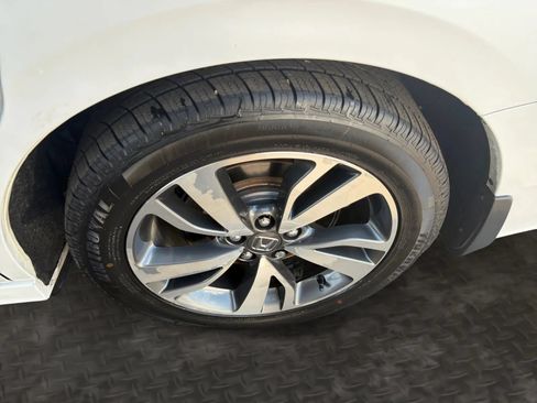 Used 2022 Honda Odyssey Touring image 39