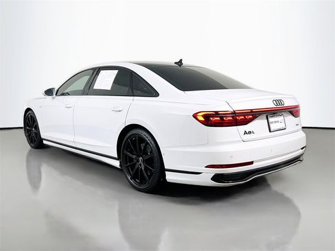 Used 2022 Audi A8 L 3.0T w/ Executive Package image 5