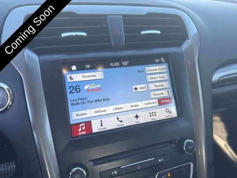 Used 2017 Ford Fusion SE w/ Fusion SE Technology Package image 47