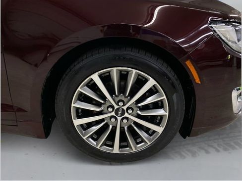 Used 2017 Lincoln MKZ Select w/ Select Plus Package AWD/4WD image 16