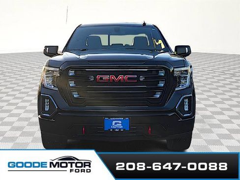 Used 2022 GMC Sierra 1500 AT4 w/ AT4 Preferred Package image 2