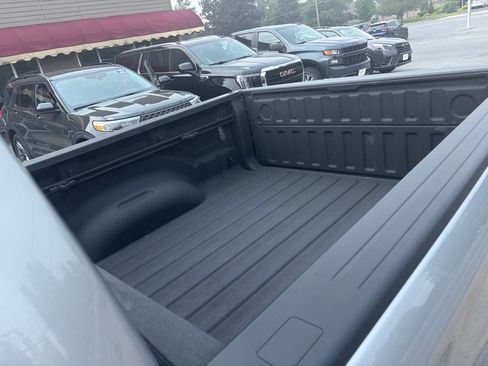 Used 2024 RAM 1500 Big Horn AWD/4WD image 13