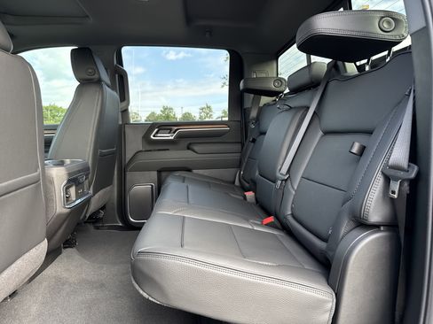 New 2025 GMC Sierra 2500 Denali w/ Denali Reserve Package image 30