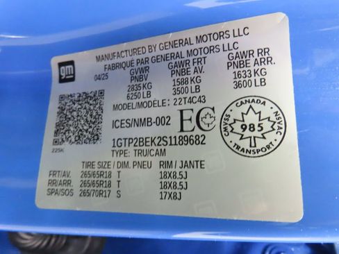 Used 2025 GMC Canyon Elevation image 52