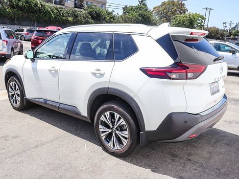 Used 2021 Nissan Rogue SV w/ Premium Package FWD image 7