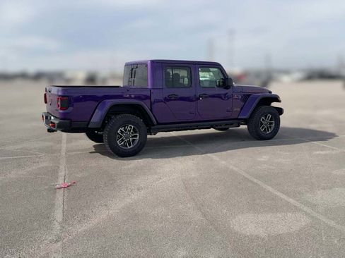New 2026 Jeep Gladiator Mojave image 13