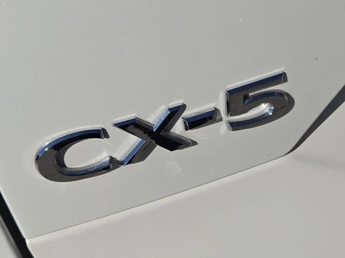 Used 2020 MAZDA CX-5 Touring image 13