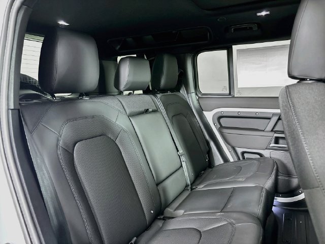 New 2026 Land Rover Defender 110 S AWD/4WD image 24