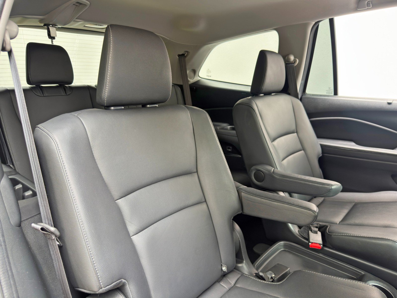Used 2022 Honda Pilot Touring image 42