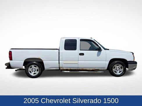 Used 2005 Chevrolet Silverado 1500 LS w/ Safe And Sound Package RWD image 2