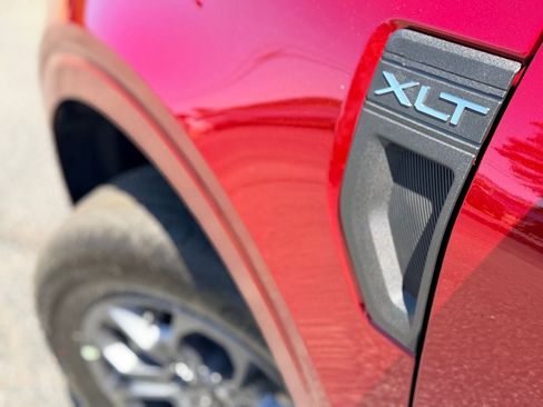 New 2026 Ford Maverick XLT AWD/4WD image 4
