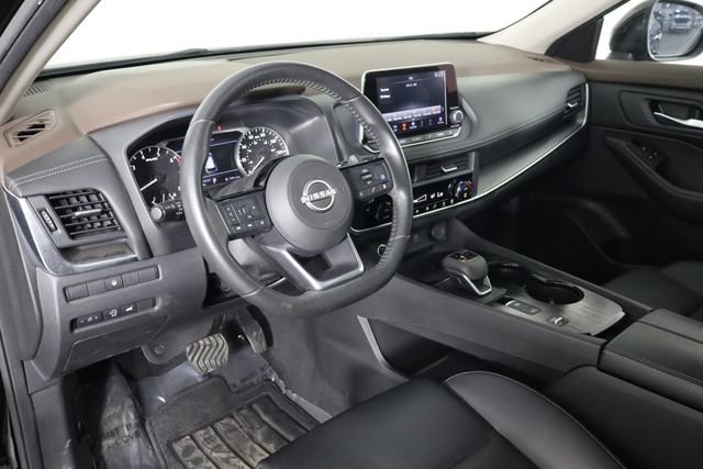Used 2023 Nissan Rogue SV w/ SV Premium B Package FWD image 27
