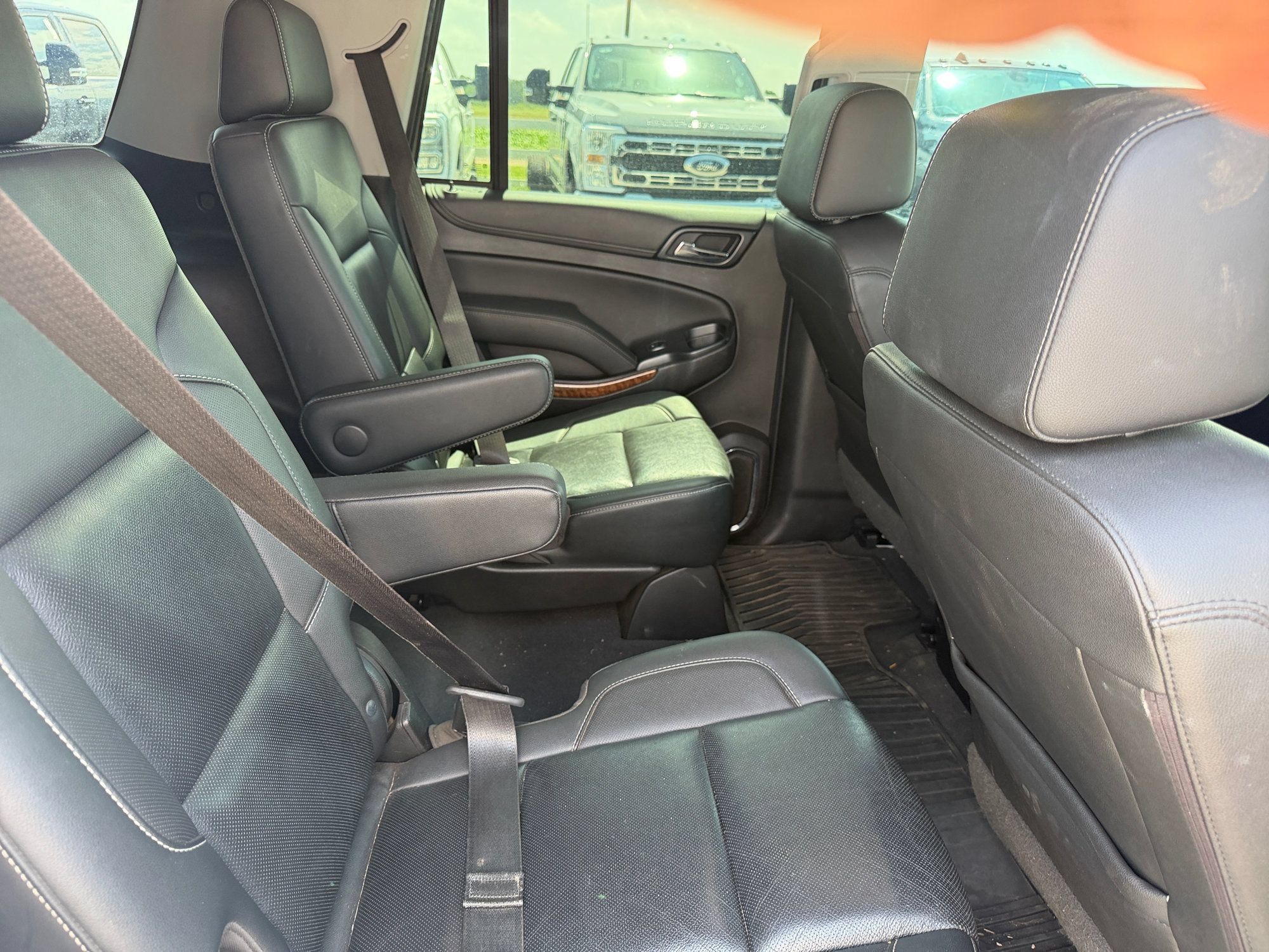 Used 2019 Chevrolet Tahoe Premier w/ RST 6.2L Performance Edition AWD/4WD image 13