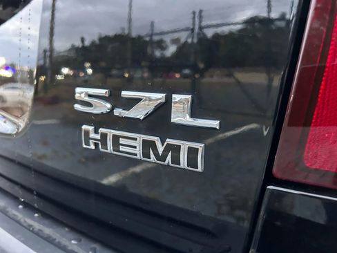 Used 2006 Jeep Grand Cherokee Overland w/ Skid Plate Group image 34