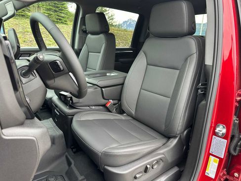 New 2025 GMC Sierra 2500 SLT w/ Snow Plow Prep/Camper Package image 26