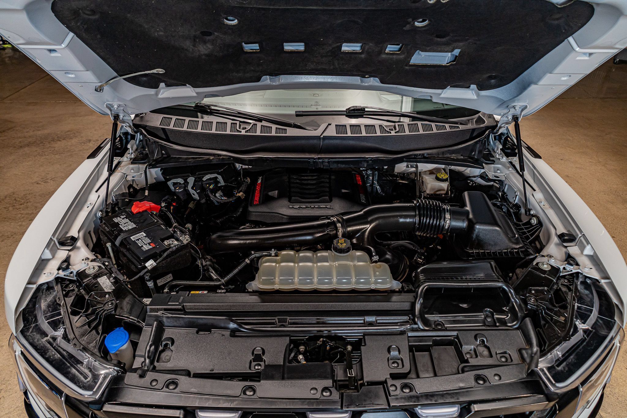 Used 2024 Ford F150 Raptor AWD/4WD image 25